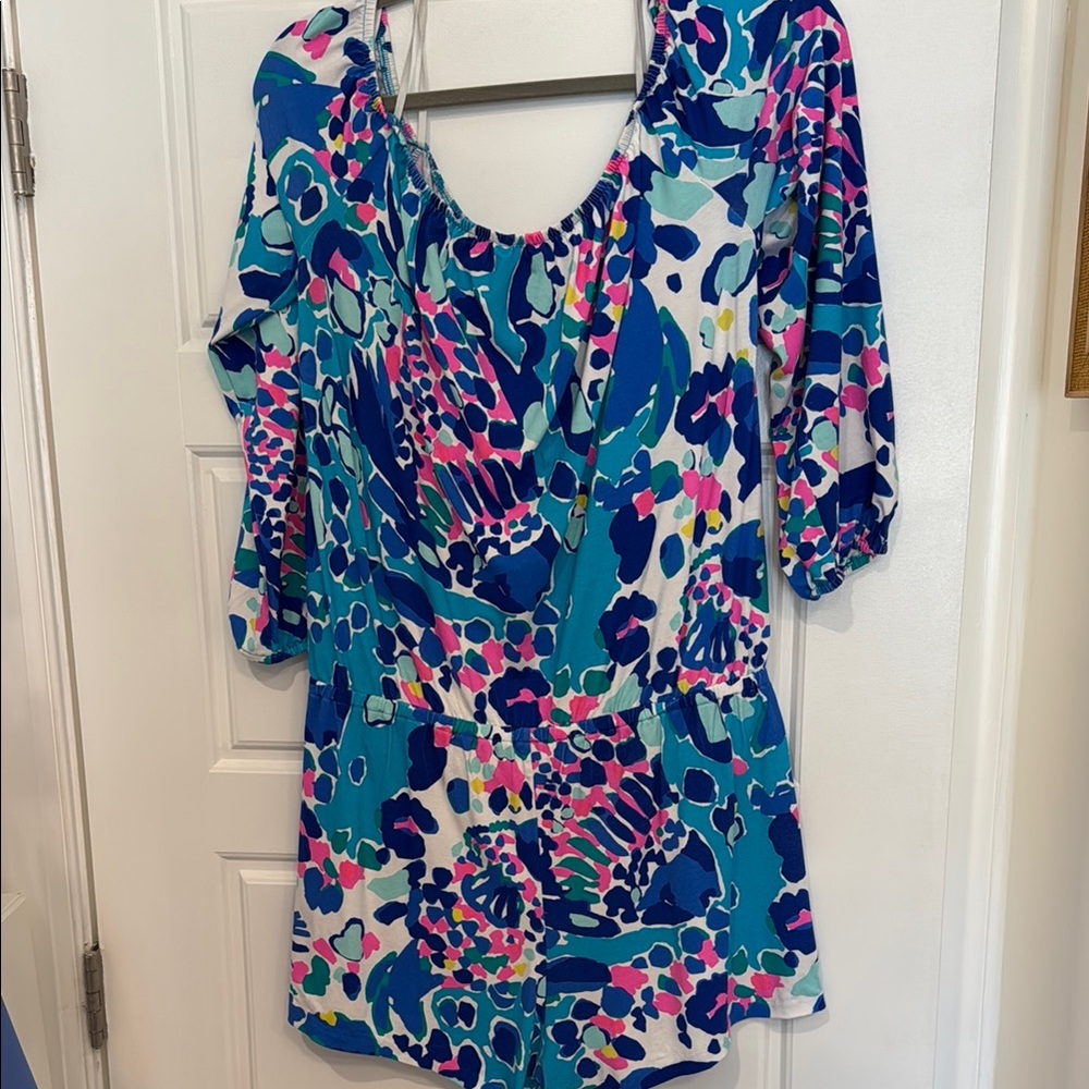 Lilly Pulitzer stretchy romper Size L
